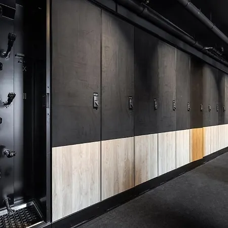 In & Out - Apartment