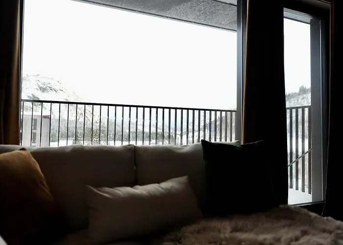 In & Out - * Hemsedal